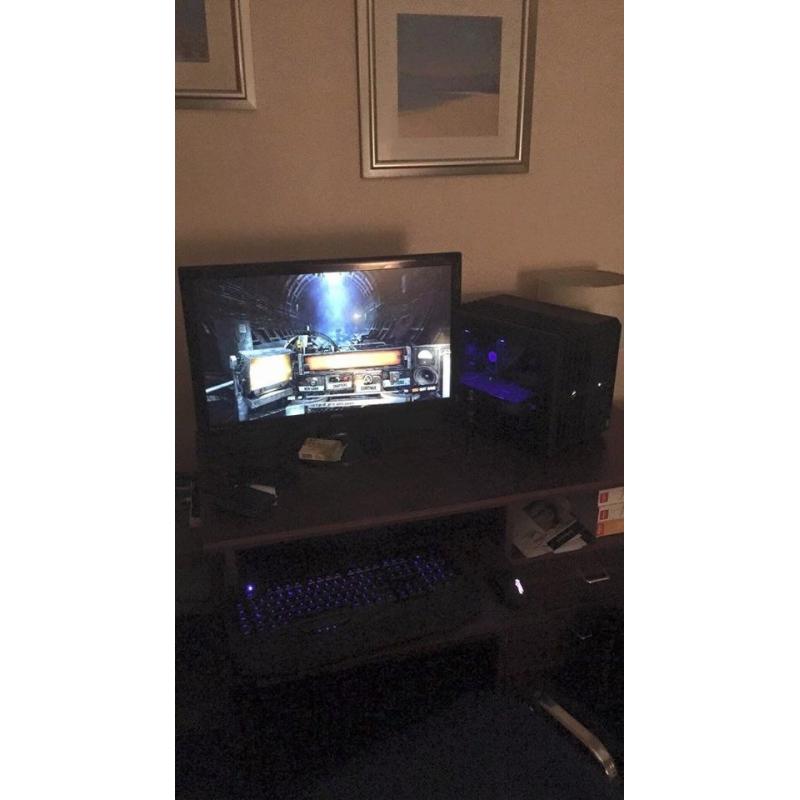 Custom Built Gaming PC/27 inch LED monitor/Roccat Gaming Keyboard+Mouse