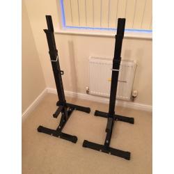 Adjustable squat rack bench press power rack