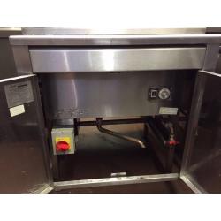 Commercial Steamers for sale. 1 x Gas & 1 Electric