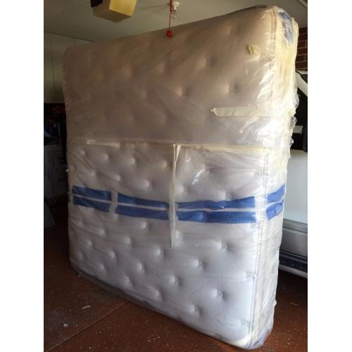 Amercian King Sealy Posturepedic Pillow Top Mattress