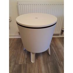 Keter 30 Litre Cool Bar Table