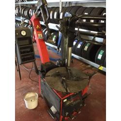 John Bean (Snap-On) Tyre Machine.