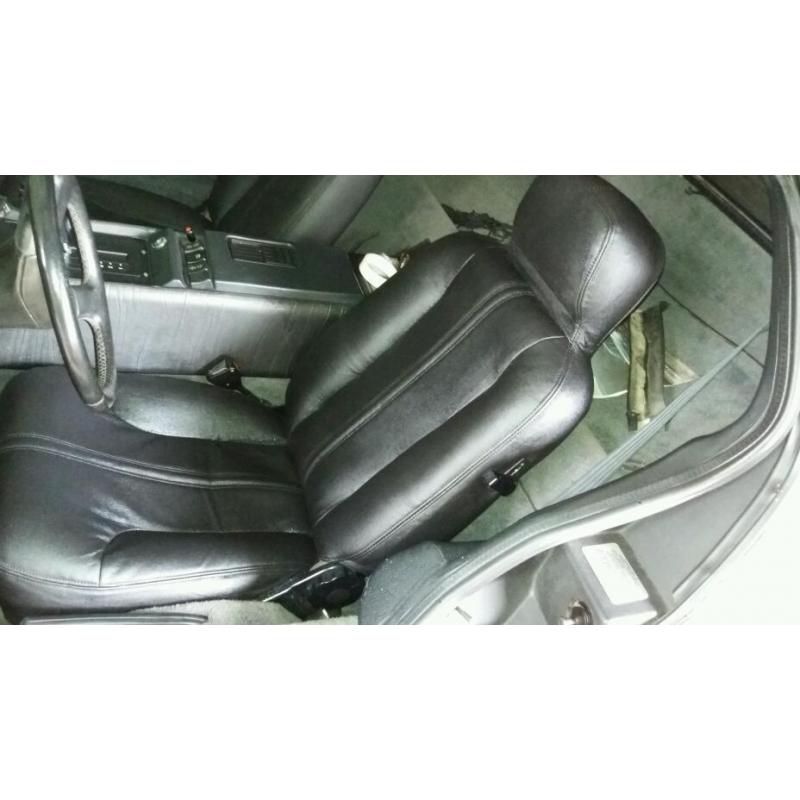 Delorean seats dmc 12 .rs 2000 xr3i.ferrari