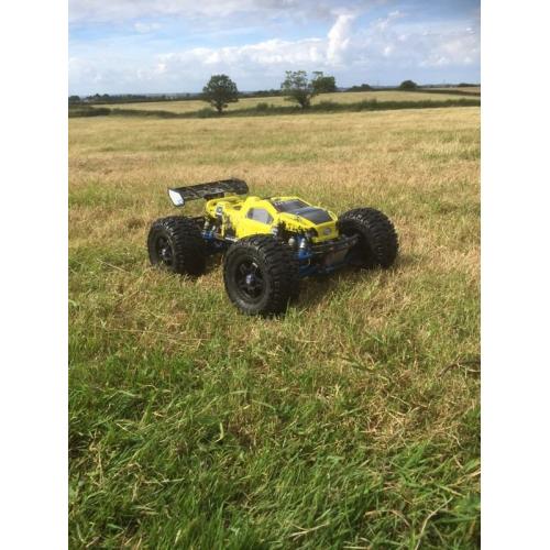 Rc Traxxas e maxx fully upgraded radio controlled