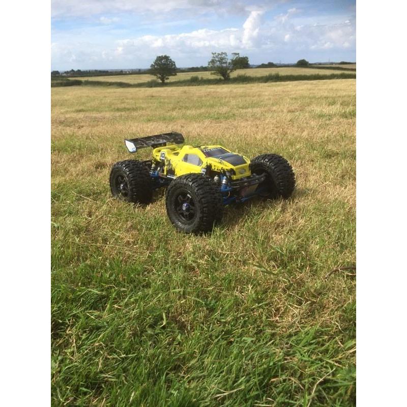 Rc Traxxas e maxx fully upgraded radio controlled