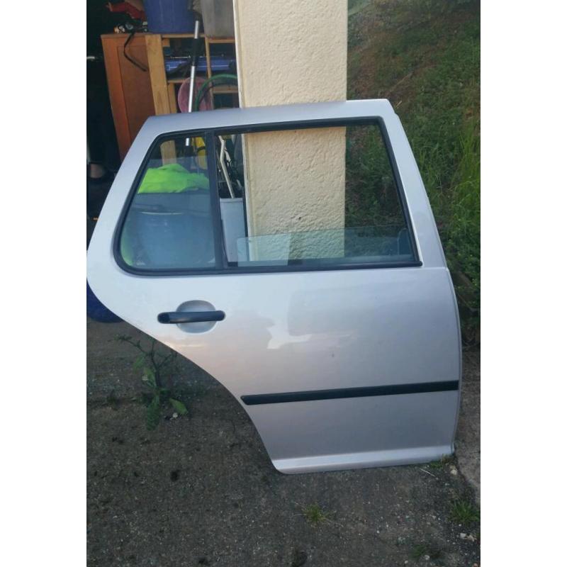 Mk 4 golf drivers and passengers rear door