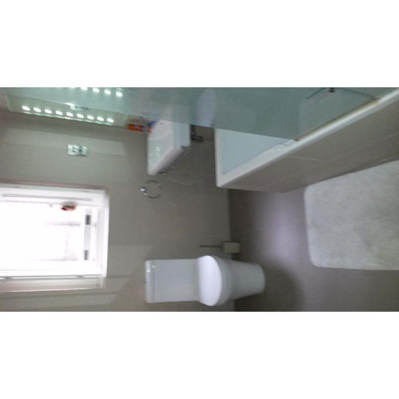 Very Big en-suite Room, All Bills Included