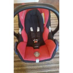 Maxi Cosi Cabriofix with Easy fix isofix base