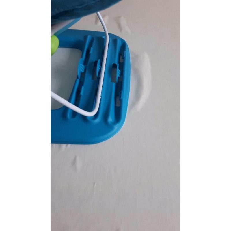 Baby bath seat. 3 different height positions
