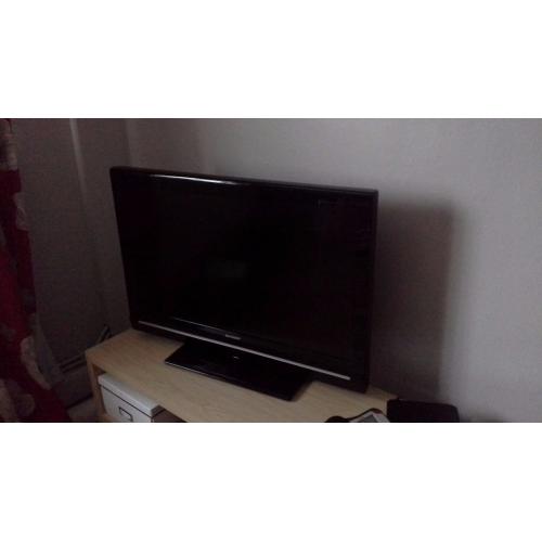 SHARP TV 32 in