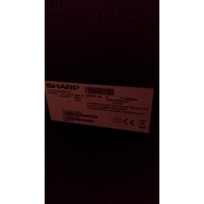 SHARP TV 32 in