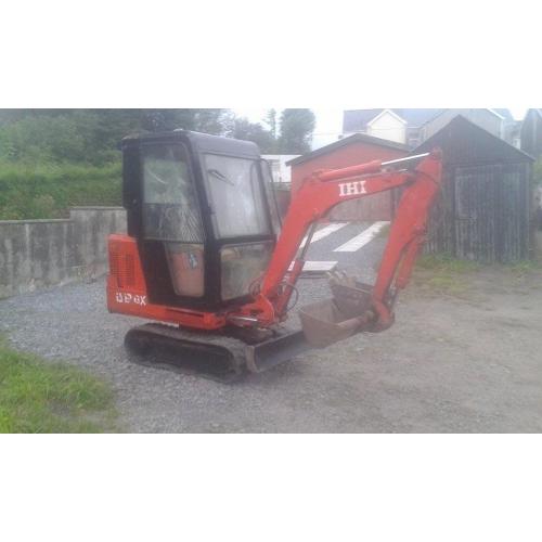 ihi hitachi 15g mini digger 1.5 ton 90s machine izusi engine runs digs tracks ok