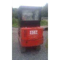 ihi hitachi 15g mini digger 1.5 ton 90s machine izusi engine runs digs tracks ok