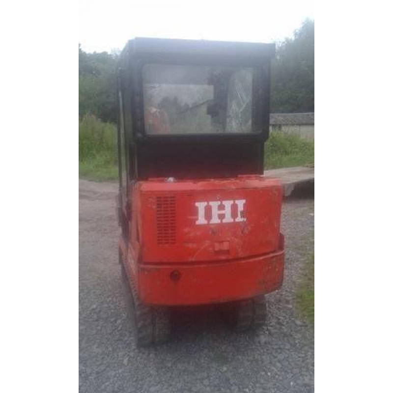 ihi hitachi 15g mini digger 1.5 ton 90s machine izusi engine runs digs tracks ok