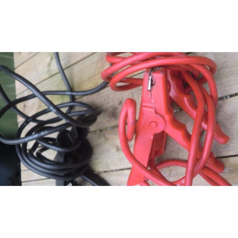 Car jump leads