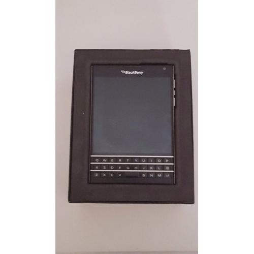 Extremely Clean, Sim Free Blackberry Passport For Sale (Best Deal)