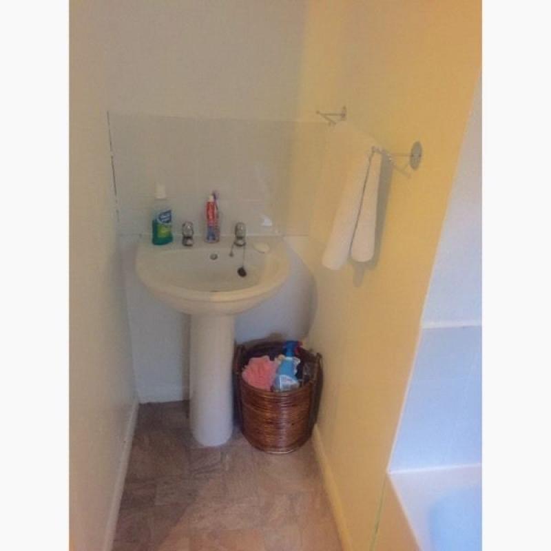1 bedroom flat exchange Wollaton vale