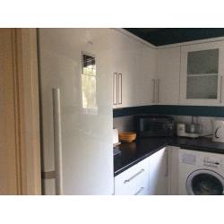 Big double 5 minute walk from underground