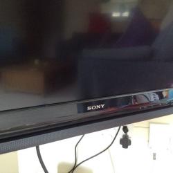 Sony Bravia LCD KDL40V4000 Full HD 1080p TV - excellent condition