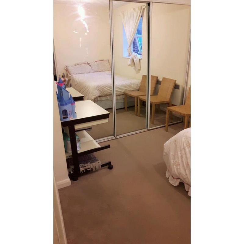 Fully furnished Double room available from 1st September