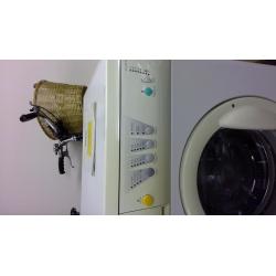 Zanussi Aquacycle XC Washing Machine. Perfect condition with instructions, can deliver locally.