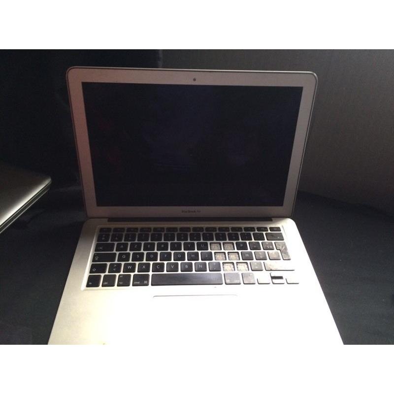 Apple MacBook Air (sor)
