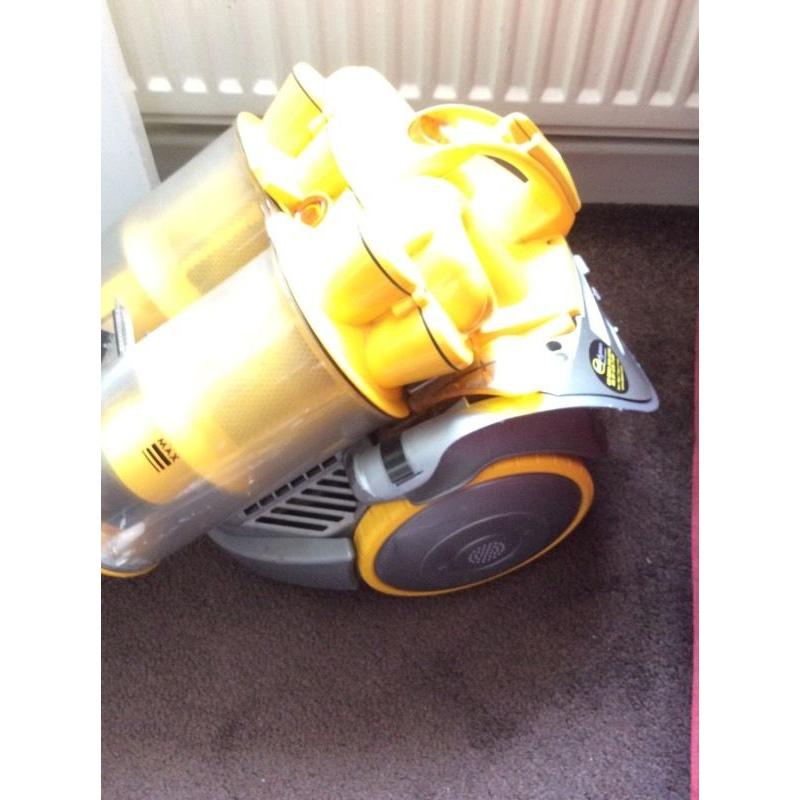 Dyson telescopic vacuum