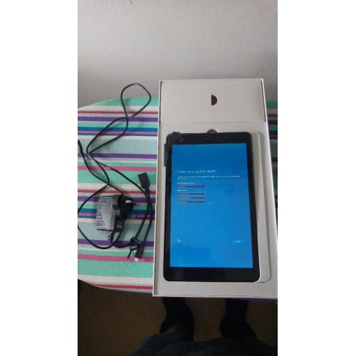 Windows 10 , Connect 9" Tablet