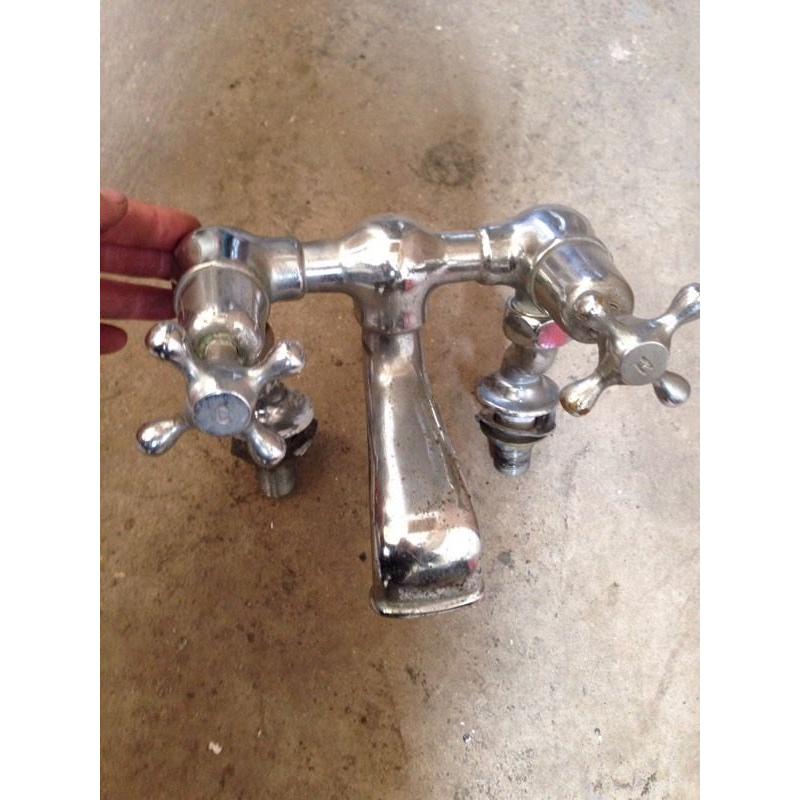 Vintage chunky brass bath taps