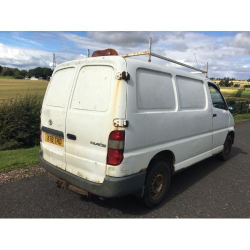 Toyota hiace power van parts breaking spare parts