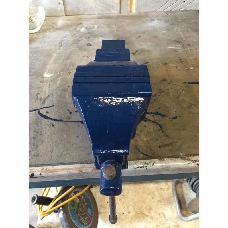Heavy Duty Bench Vice