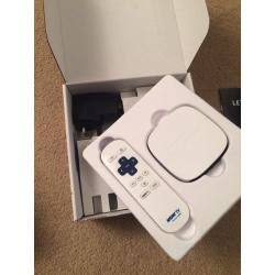 NOW TV Box with apps, sky sports etc. - practically new!