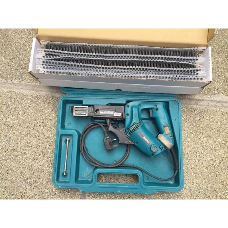 For sale Makita automatic plasterboard screw gun with screws