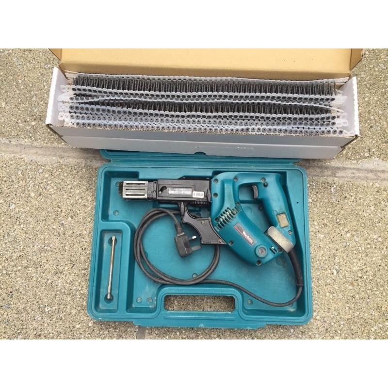For sale Makita automatic plasterboard screw gun with screws