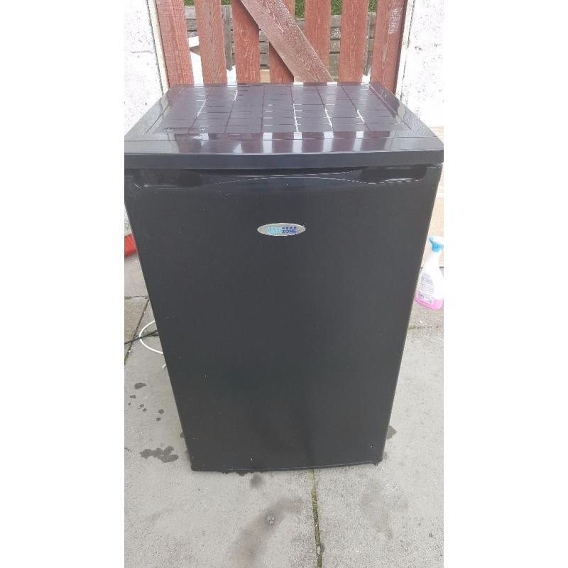 Under counter freezer