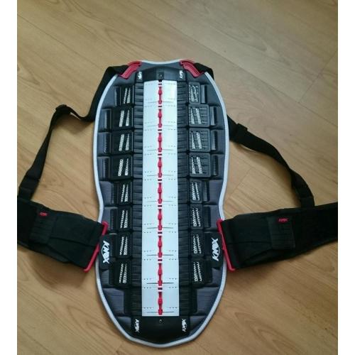 Knox back protector