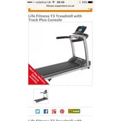 T3 LIFE FITNESS TREADMILL WITH UPGRADED TRACK CONSOLE