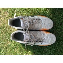 Adidas predator absolion ( 9.5 uk)