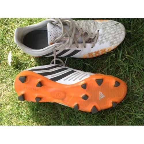 Adidas predator absolion ( 9.5 uk)