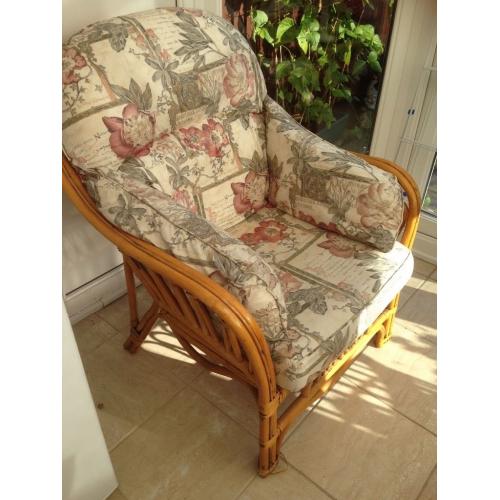 Cane conservatory 3 piece set