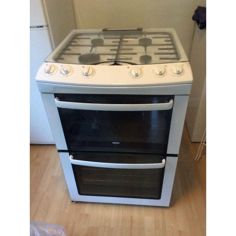 Zanussi double oven, grill and hob gas cooker free standing