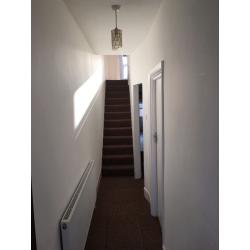Double room 5 mins walking from Leyton station, 10 from stratford