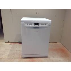 Hotpoint Dishwasher in very good condition, colour - White 2 years old.