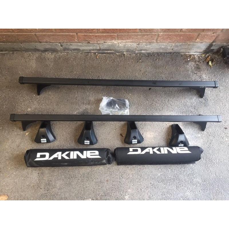 Vauxhall Astra H Cruz roof bars with pads