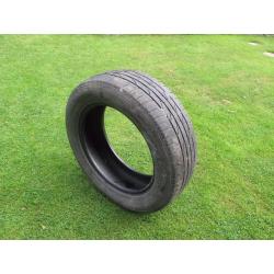 Bridgestone Dueler tyre 215/60 r17