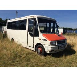 IVECO-FORD- mini coach 1994,2.5TURBO DIESEL 5 speed,two owners from new.