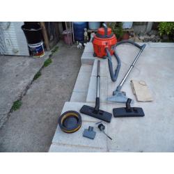 vax 6121 multivax shampoo and carpet cleaner/ and vacuums