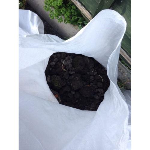 Free to collector - Bags of top soil ??