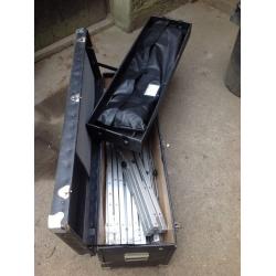 10 foot wide screen with legs and carry box