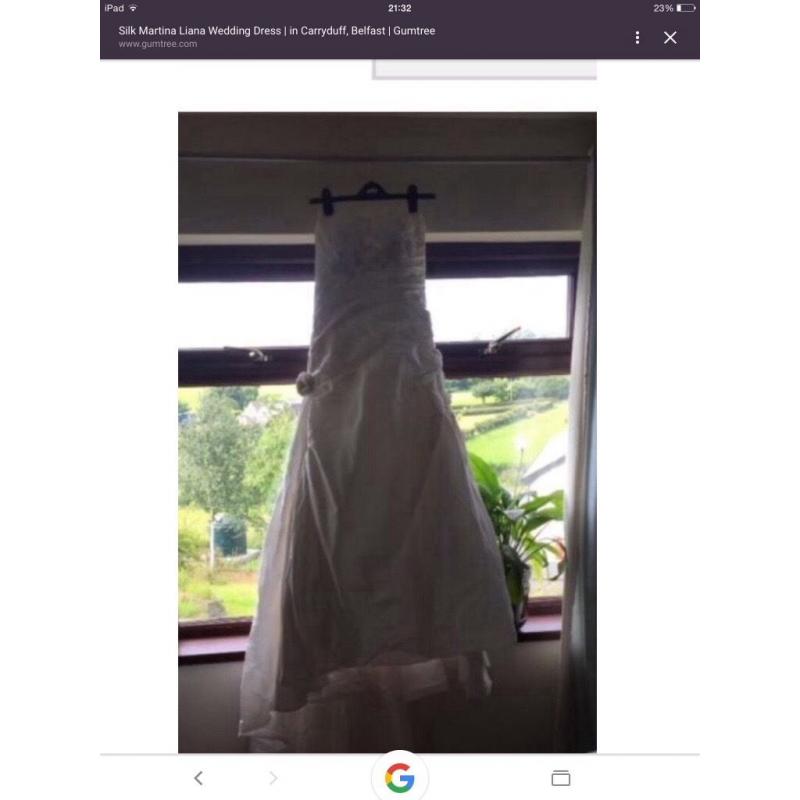 Wedding dress